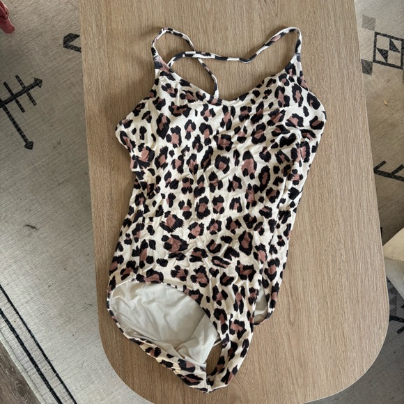 One Piece Leopard Swimsuit - Picture 3 of 6